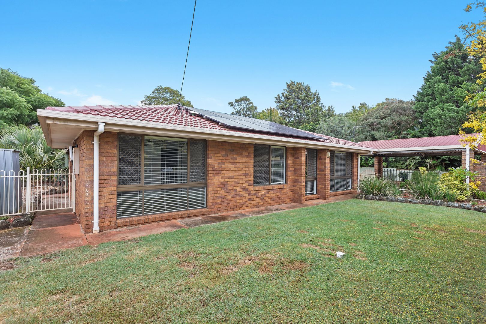 2 Miranda Drive, Wilsonton Heights QLD 4350, Image 2