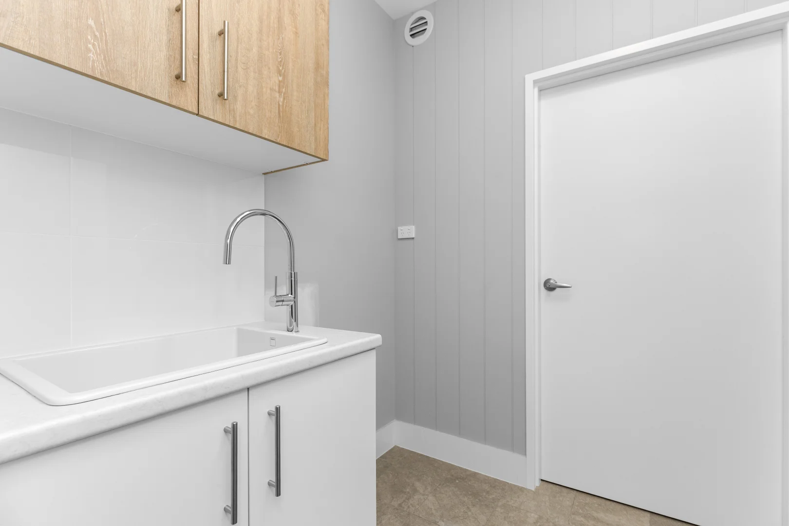 Additional image 10 of 2/52 Main Street, Junee NSW 2663