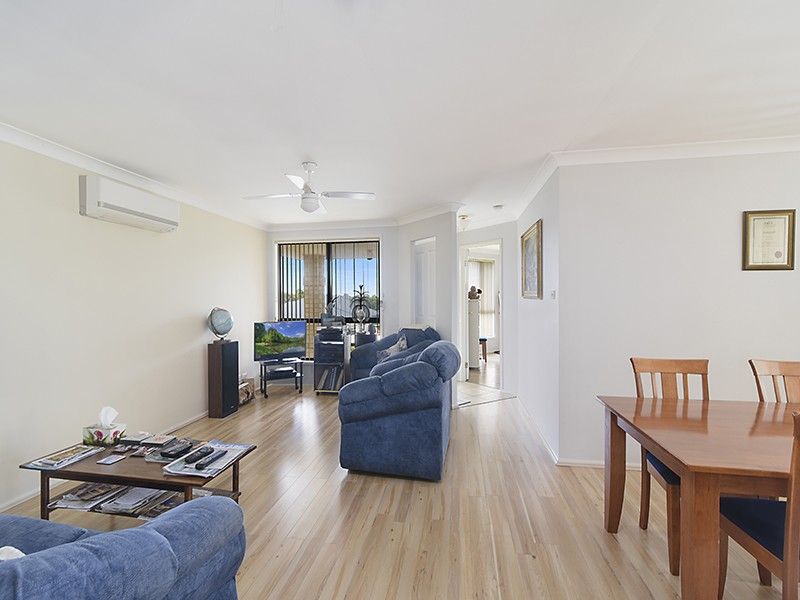 4 Mogo Close, Blue Haven NSW 2262, Image 2