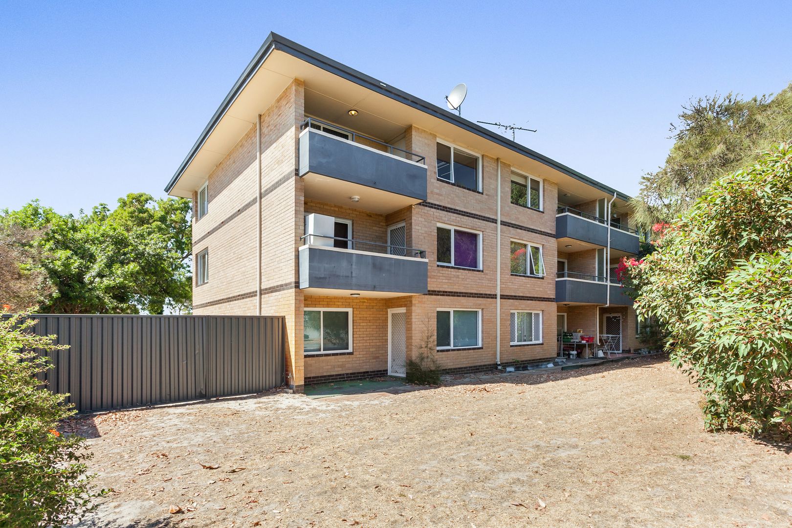 15/839 Canning Highway, Applecross WA 6153