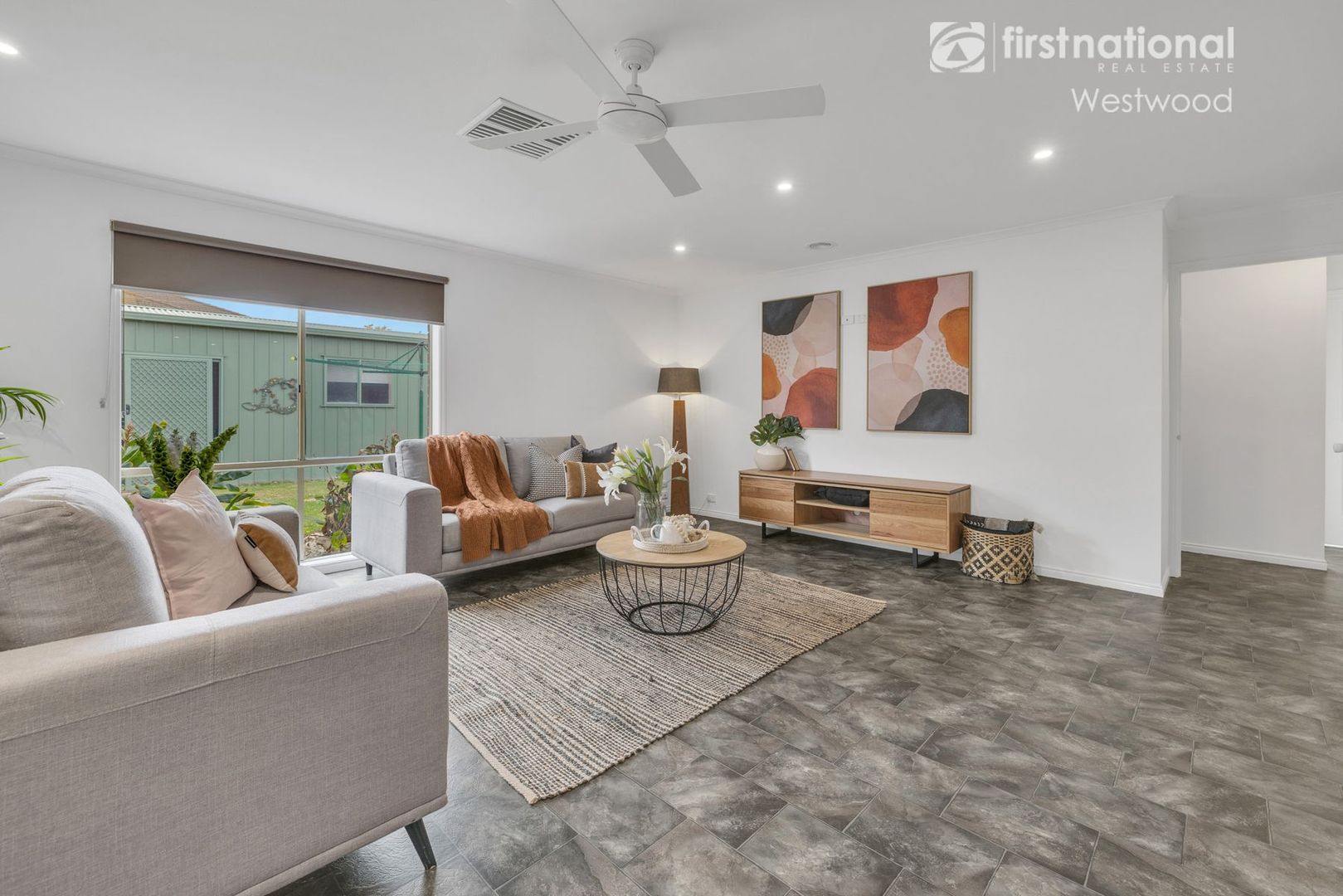 4 Regency Terrace, Hoppers Crossing VIC 3029, Image 2