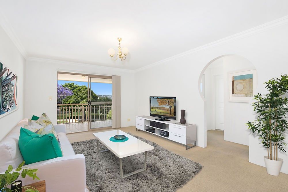 7/31 Crown Street, Holland Park West QLD 4121, Image 2