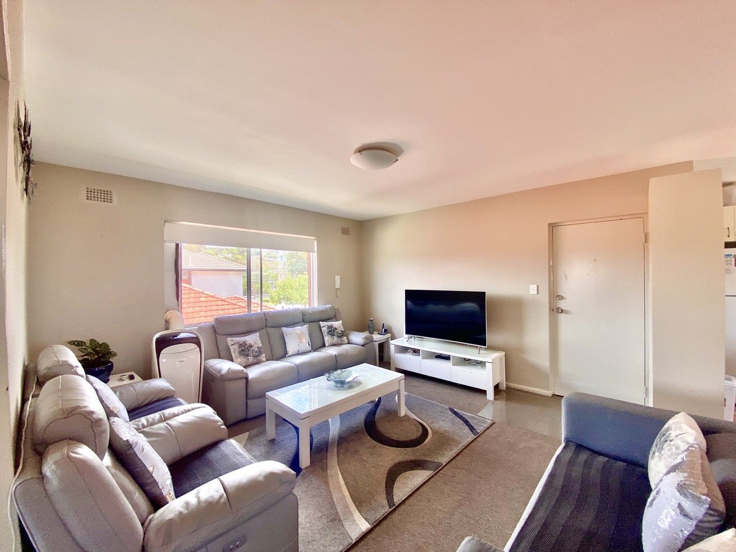 2 bedrooms Apartment / Unit / Flat in 4/52 Rhodes Street HILLSDALE NSW, 2036
