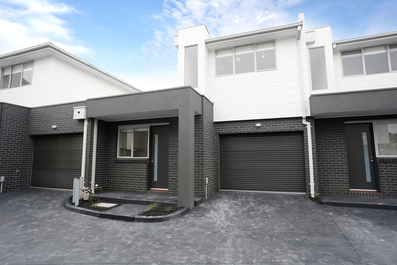 2 bedrooms Townhouse in 7/662-664 Pascoe Vale Road OAK PARK VIC, 3046