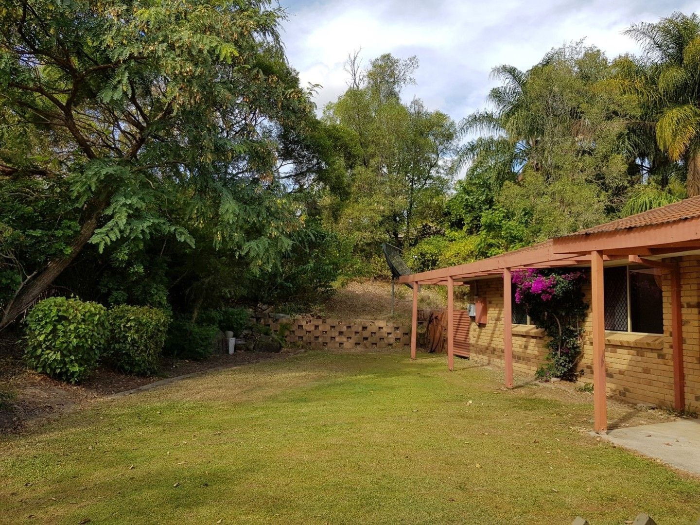 3 bedrooms House in 32 Village Way OXENFORD QLD, 4210