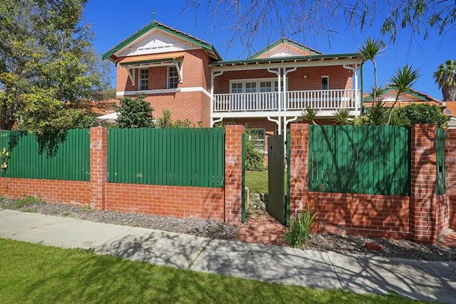 Picture of 11 Third Avenue, MOUNT LAWLEY WA 6050