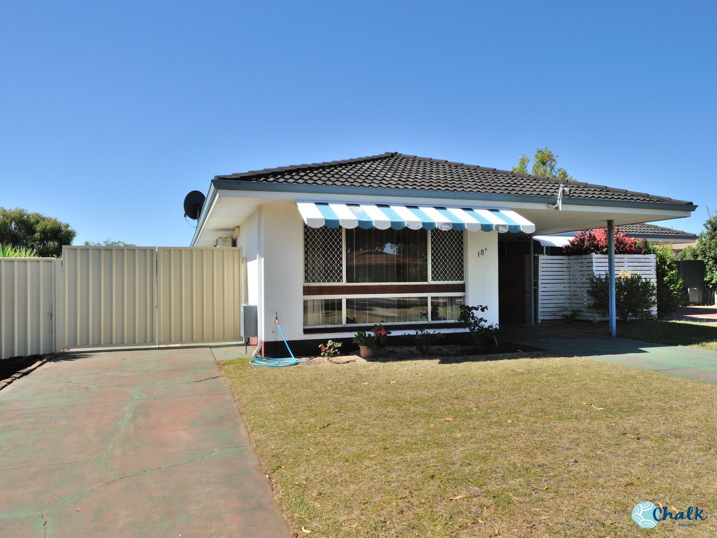 3 bedrooms House in 18A First Avenue SHOALWATER WA, 6169