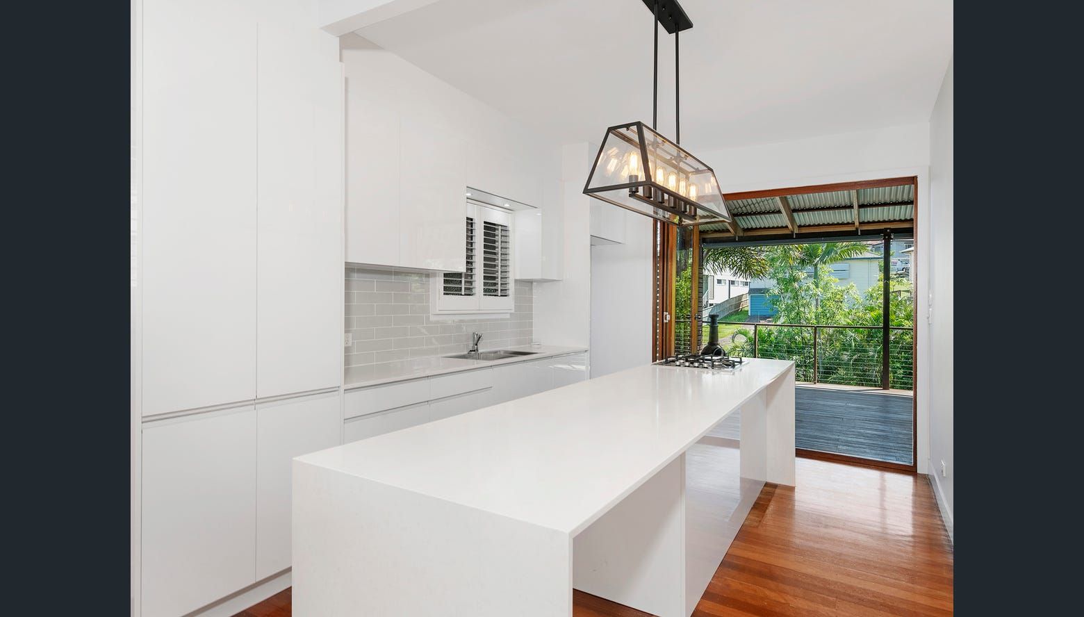 3 bedrooms House in 58 Bovelles Street CAMP HILL QLD, 4152