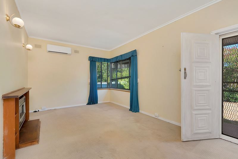 8 Midway Road, Elizabeth East SA 5112, Image 2