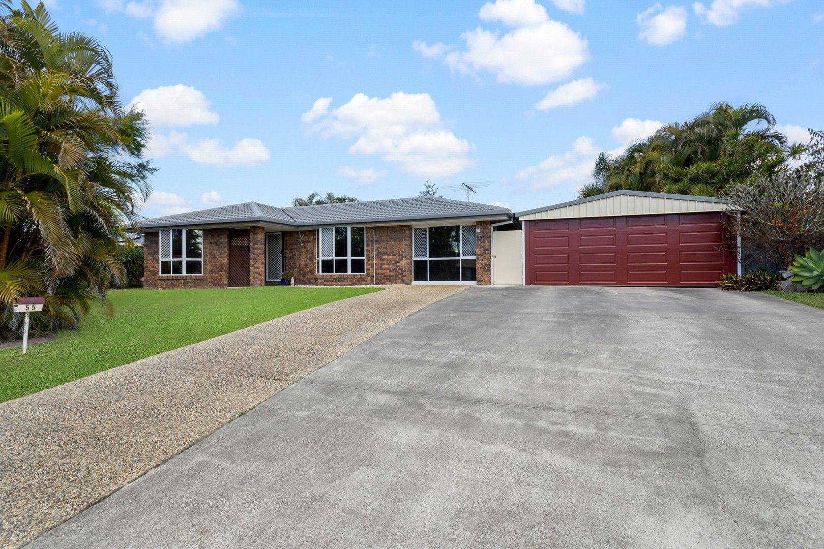 4 bedrooms House in 55 Kate Avenue DECEPTION BAY QLD, 4508