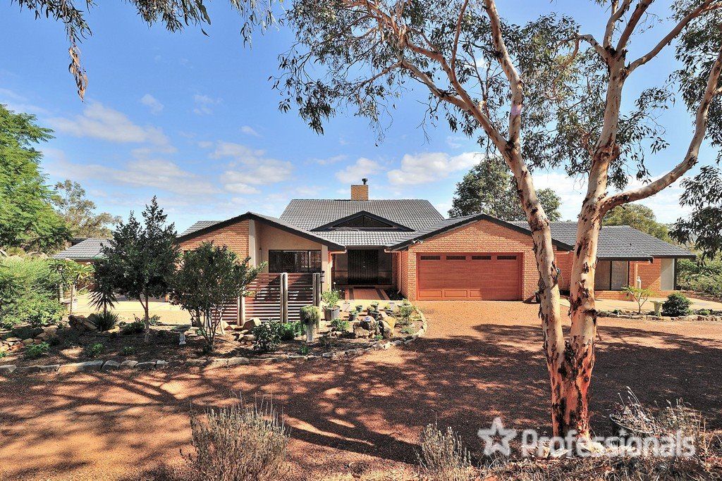 32 Boulonnais Drive, Brigadoon WA 6069, Image 0