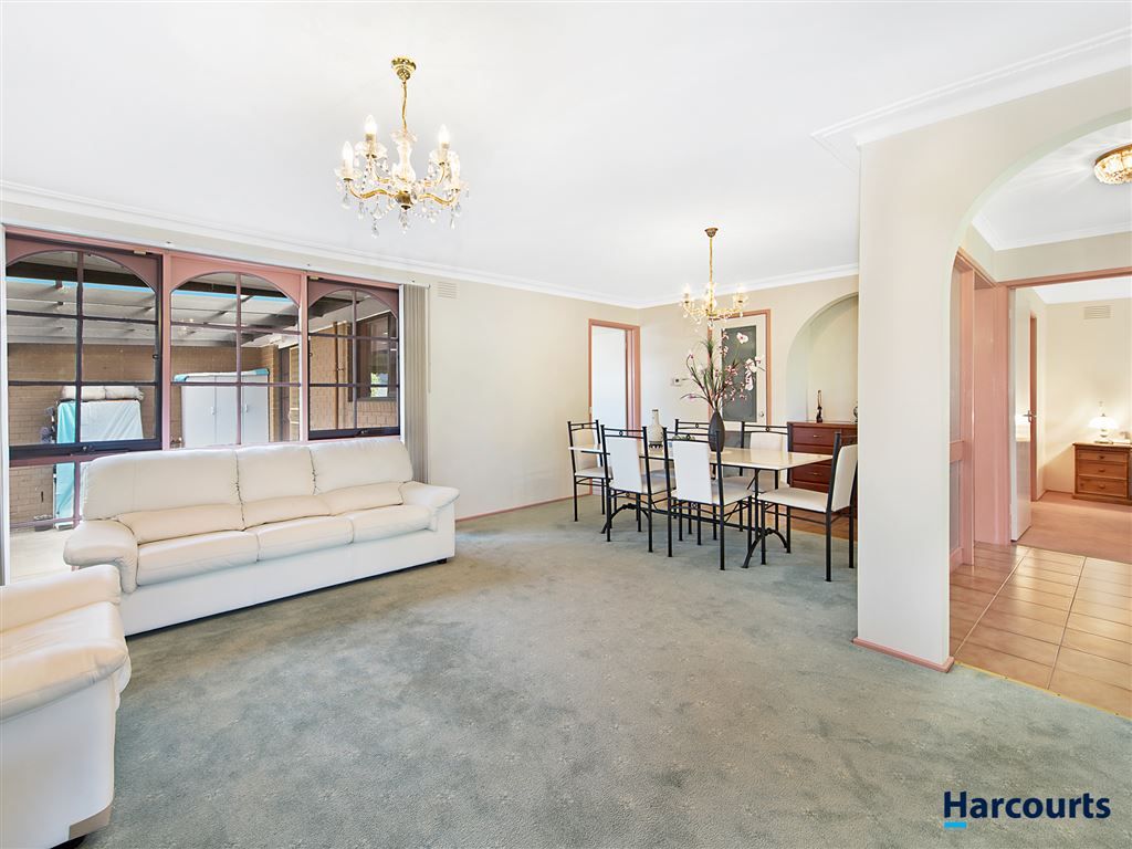 3 Chancellor Drive, Wheelers Hill VIC 3150, Image 2