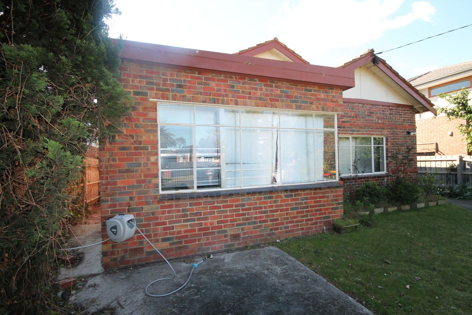 3 bedrooms House in 27 Sebastopol Street CAULFIELD NORTH VIC, 3161