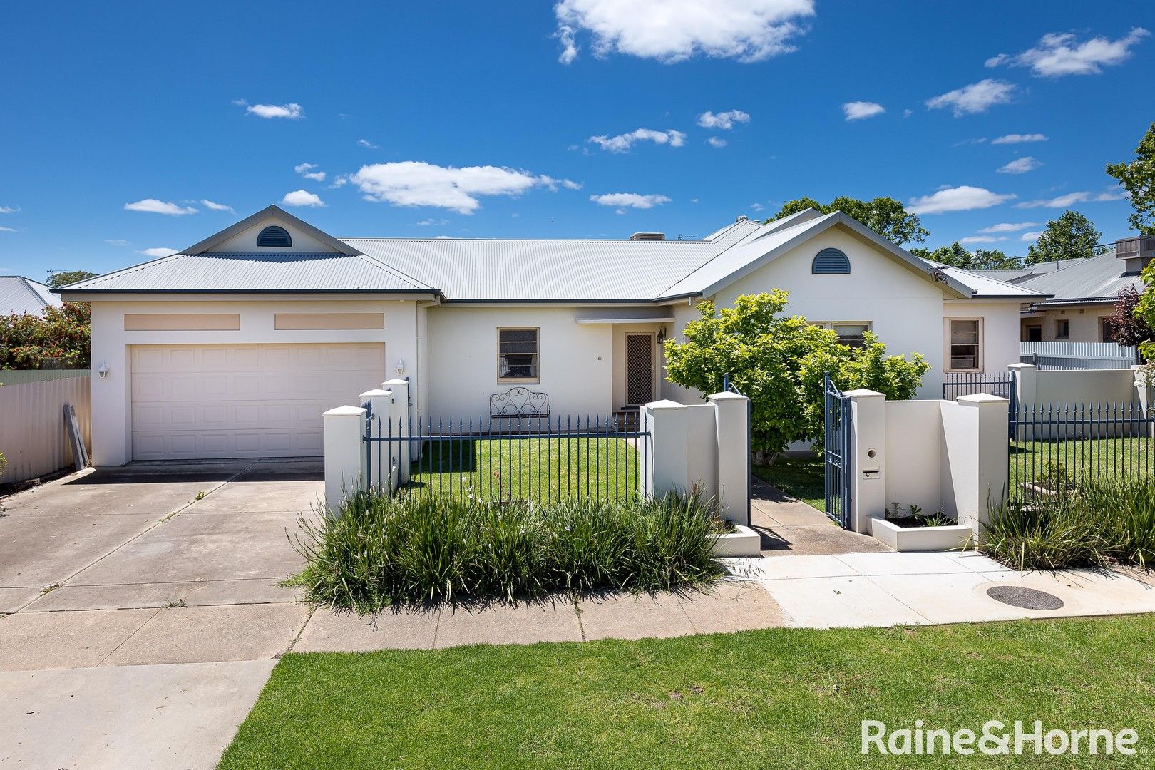 61 Shaw Street, Wagga Wagga NSW 2650, Image 0