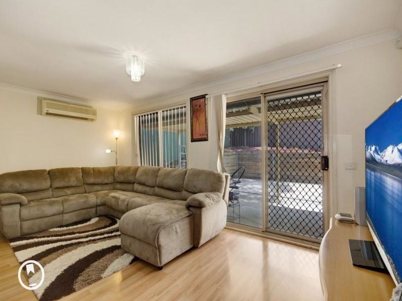 17 Caird Place, Seven Hills NSW 2147, Image 2
