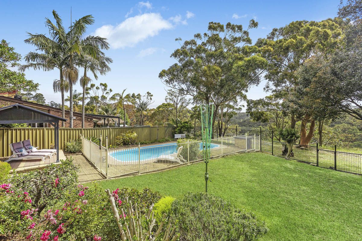 15 McKenzie Place, Menai NSW 2234, Image 2