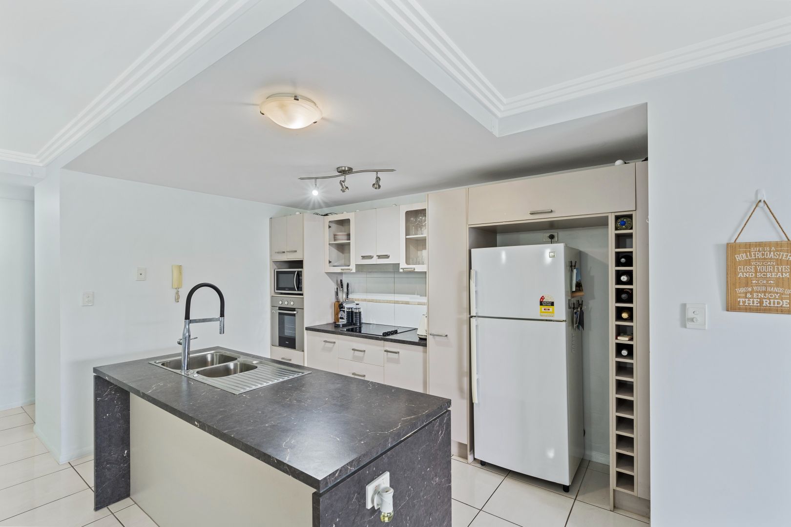 46/9-15 Mclean Street, Cairns North QLD 4870, Image 2