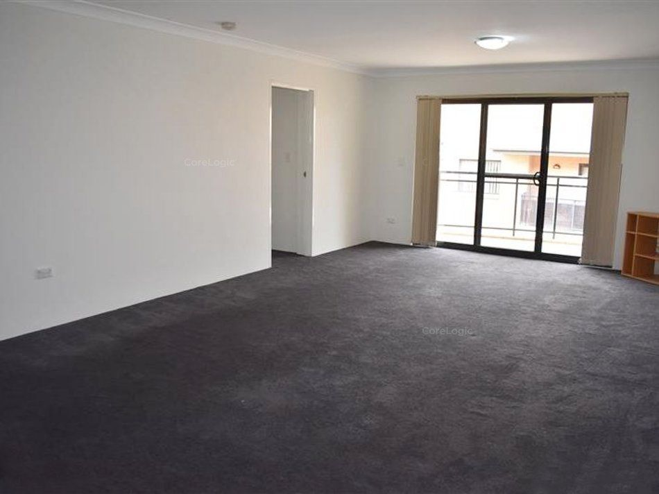 24/12-20 Lachlan Street, Liverpool NSW 2170, Image 2