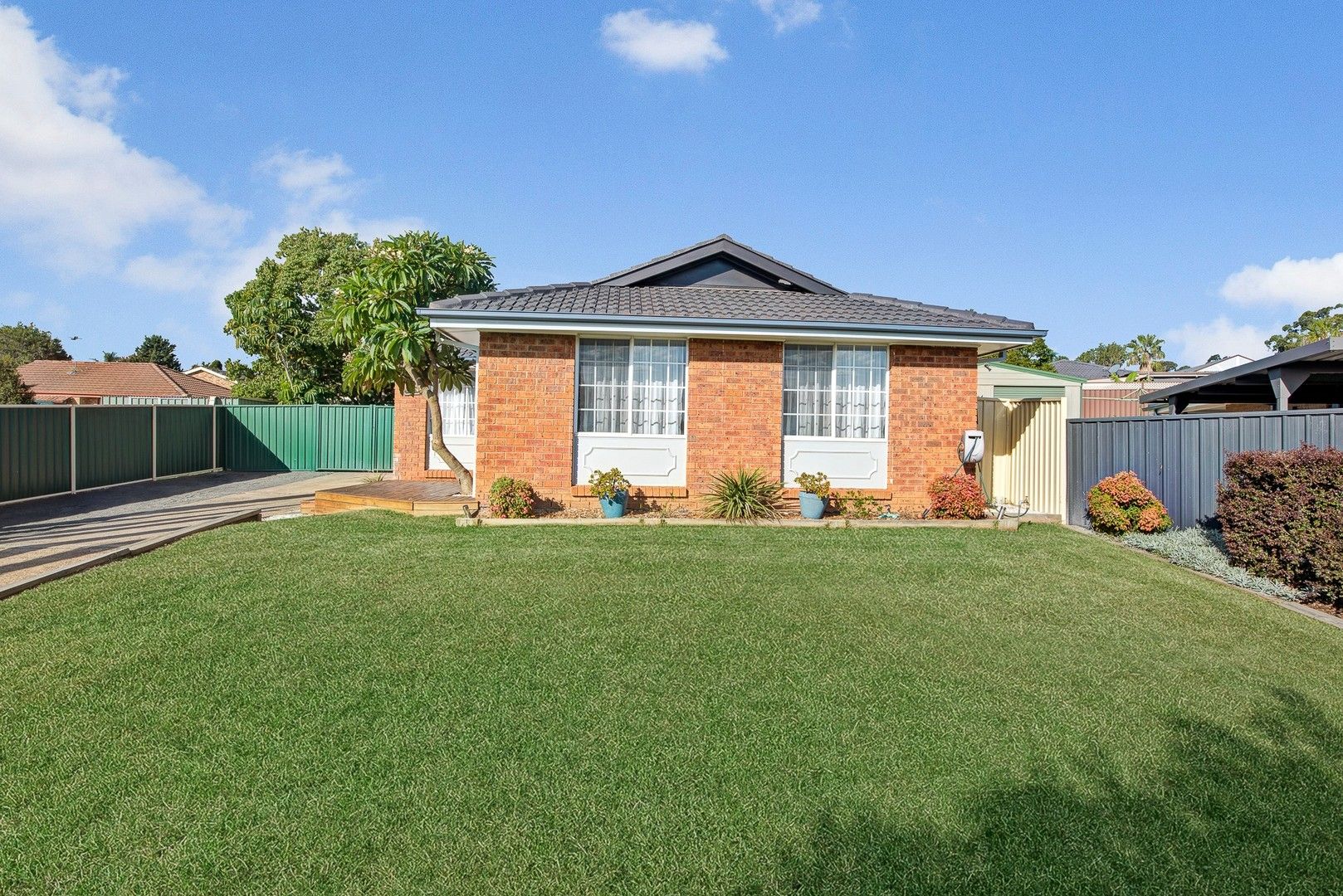 3 bedrooms House in 3 Antonio Close ROSEMEADOW NSW, 2560