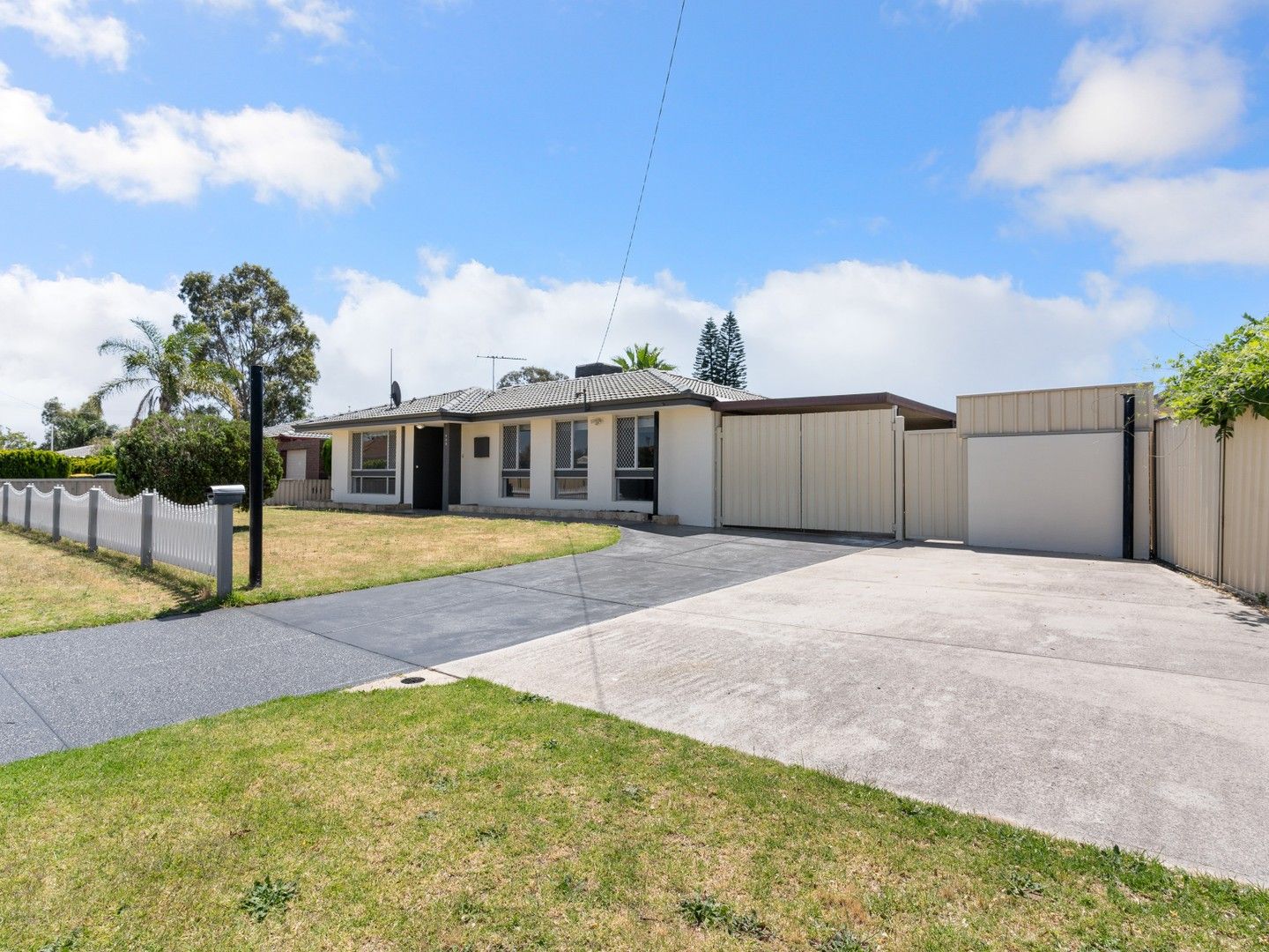 102 Luyer Avenue, East Cannington WA 6107, Image 0