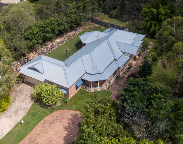 2 Creekwood Court, Warner QLD 4500