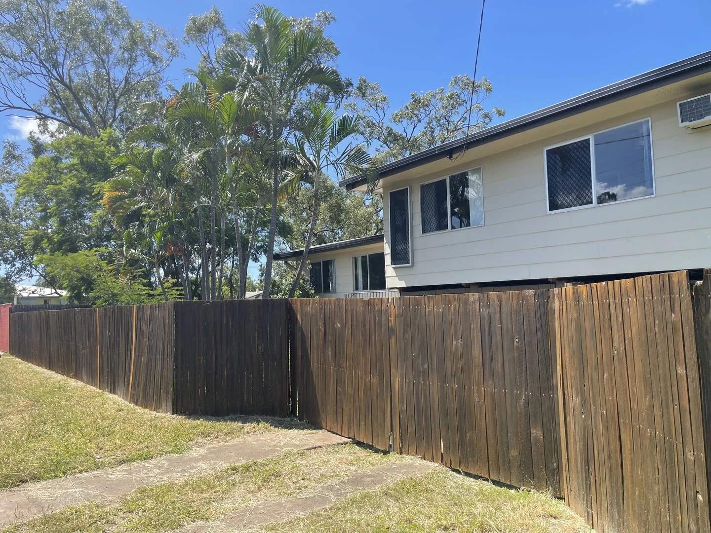 9 Shannon Crescent, Dysart QLD 4745