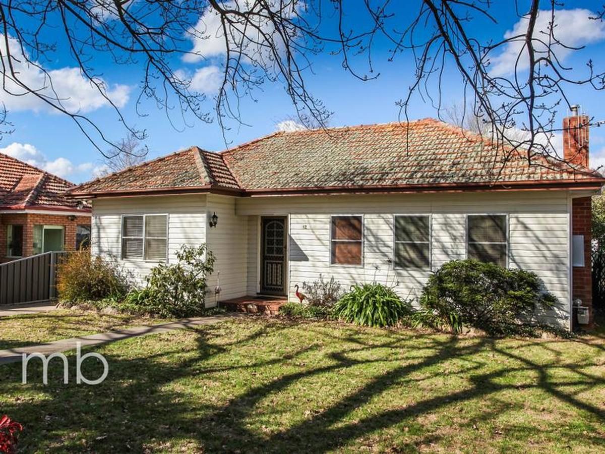 12 Fox Avenue, Orange NSW 2800, Image 0