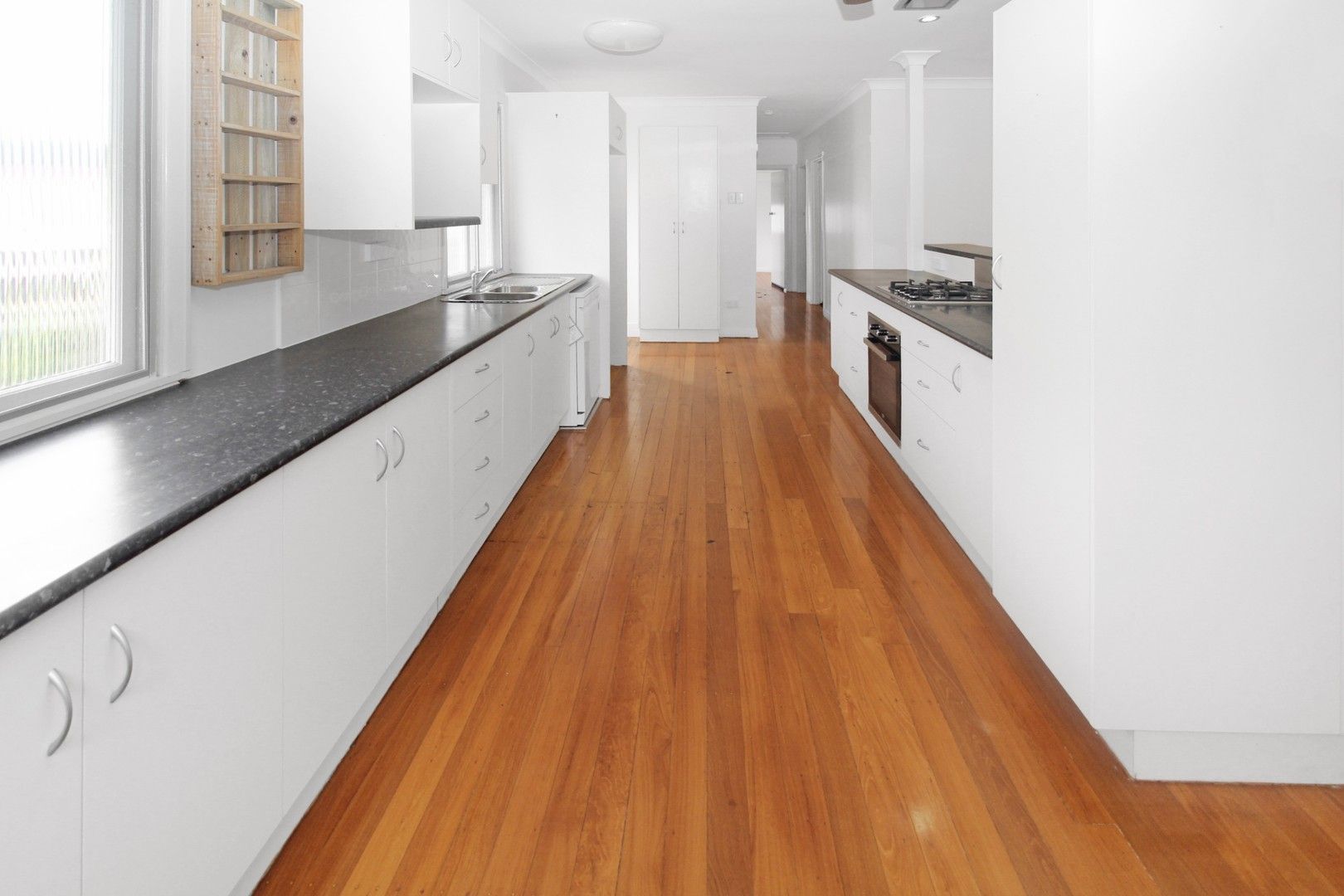 3 bedrooms House in 11 Quinn Street ROSSLEA QLD, 4812