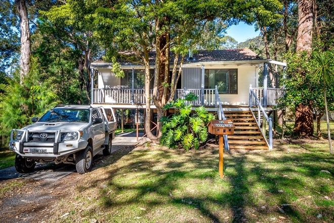 Picture of 24 Garnet Road, PEARL BEACH NSW 2256