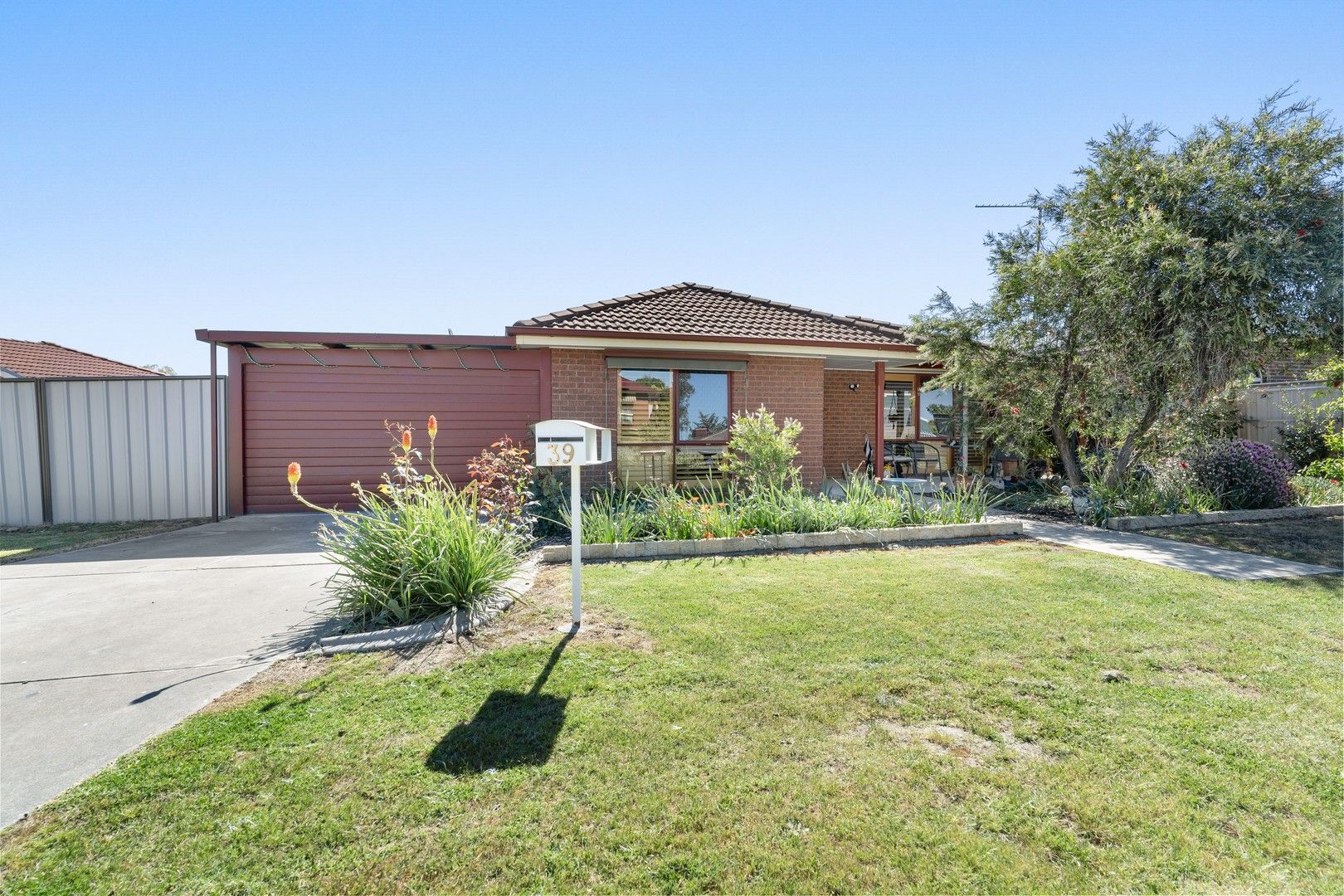 39 Jackling Drive, Lavington NSW 2641, Image 0