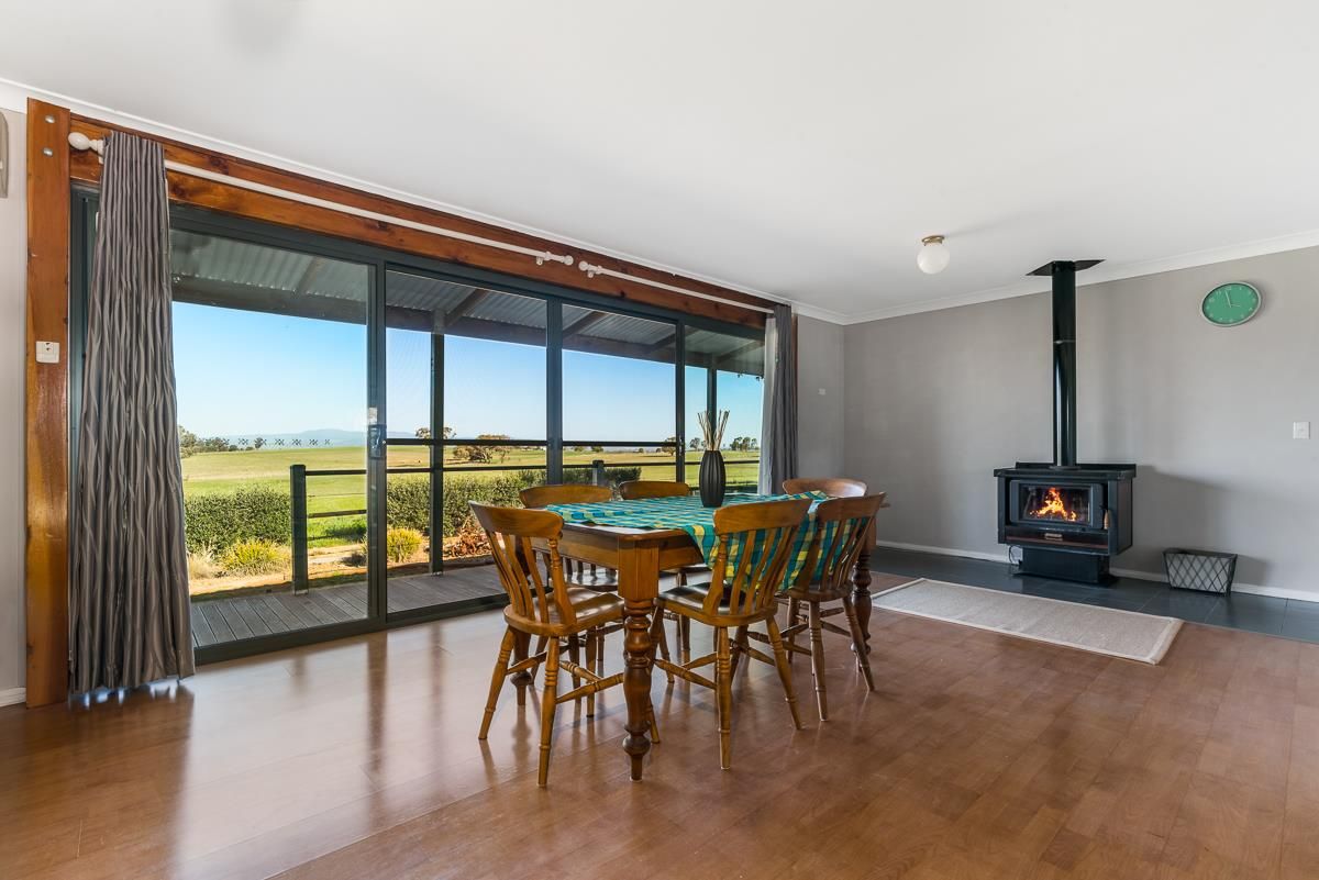 909 Scenic Drive, Manildra NSW 2865, Image 2