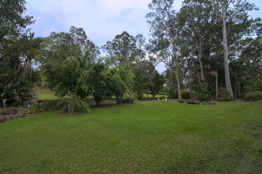 10 Tarawara Ave, Tallai QLD 4213, Image 2