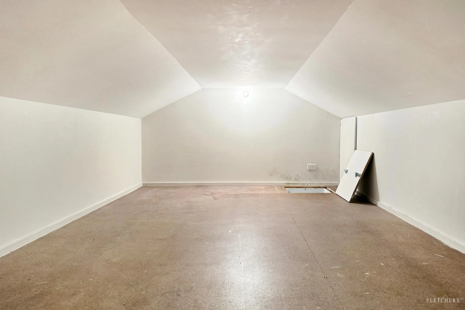 Additional image 19 of 11 Kinloch Avenue, Mont Albert VIC 3127