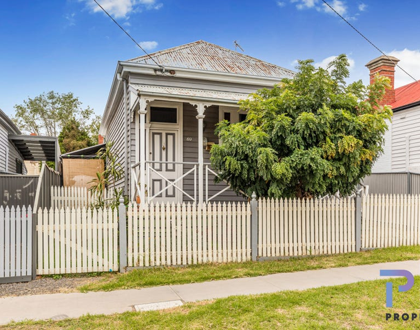 69 Gladstone Street, Quarry Hill VIC 3550