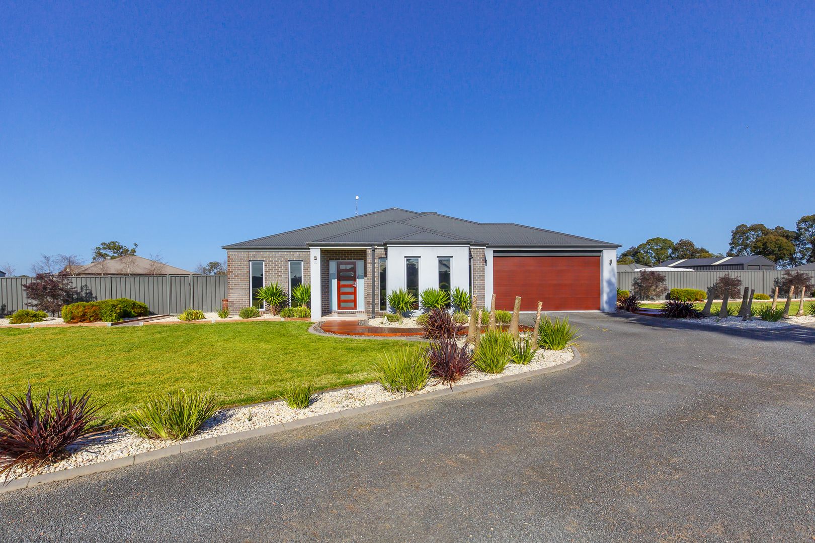 10 COUNAHAN Drive, Wurruk VIC 3850, Image 2