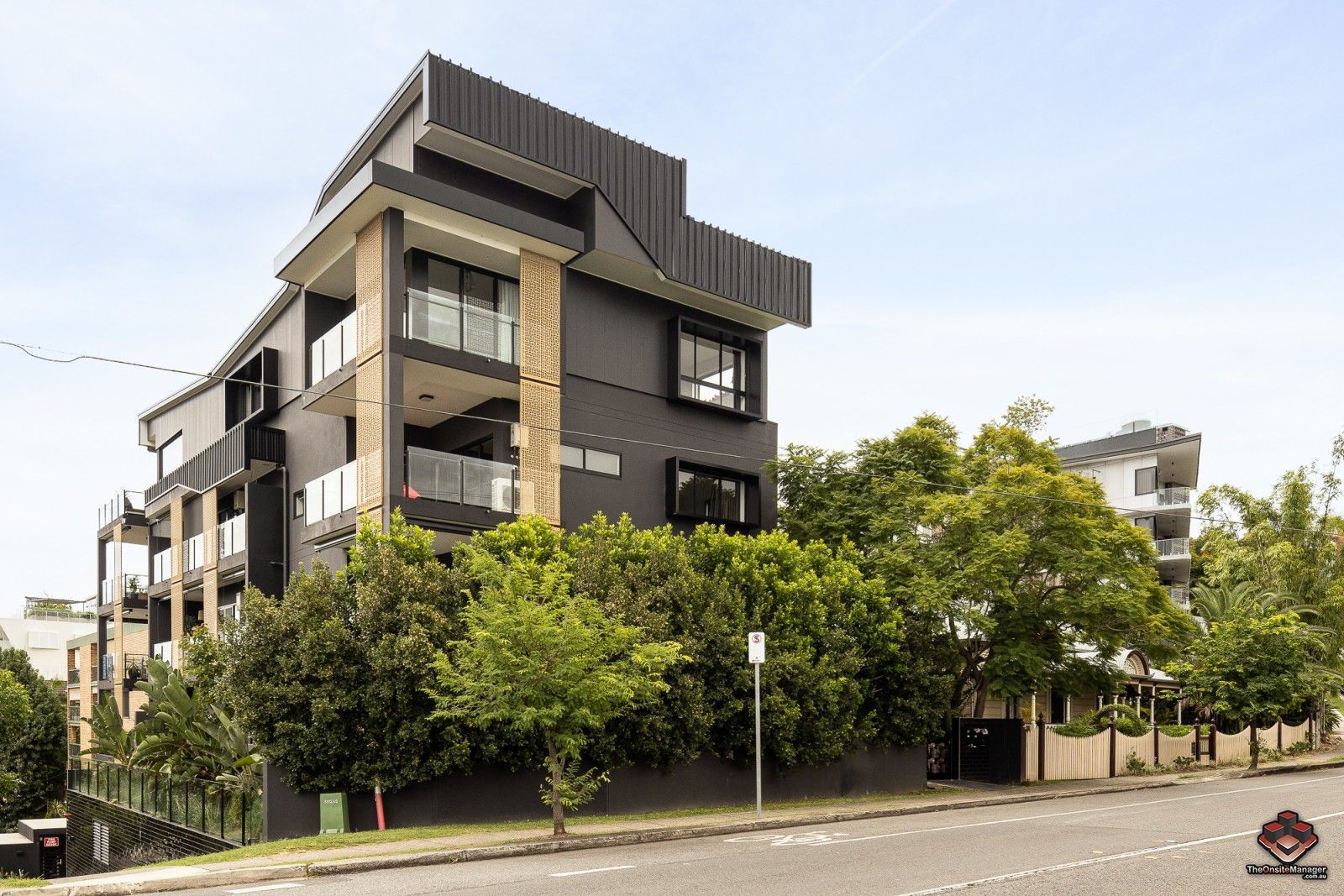 2 bedrooms Apartment / Unit / Flat in ID:21092220/128 Dornoch Terrace HIGHGATE HILL QLD, 4101