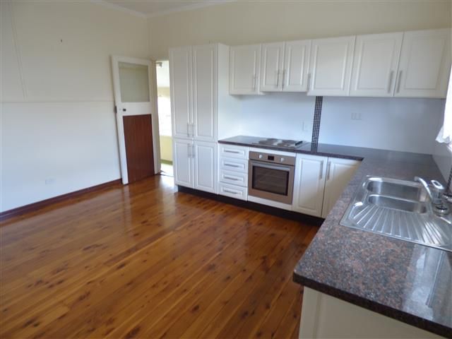 25 Conlan Street, Roma QLD 4455, Image 2