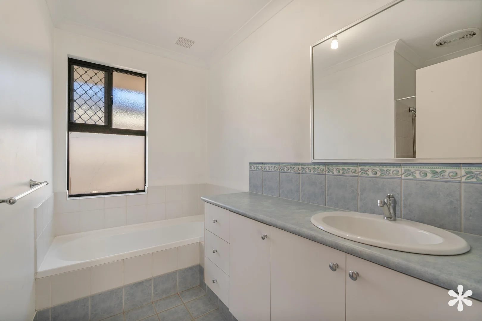 Additional image 11 of 51 Mitra Loop, Bennett Springs WA 6063