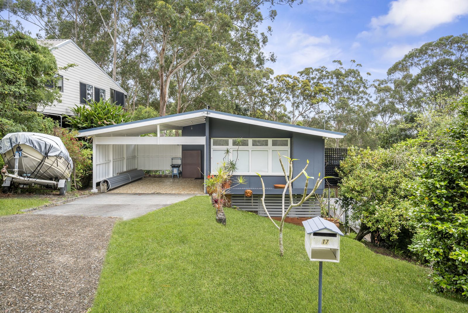 17 Domain Road, Currumbin QLD 4223, Image 1