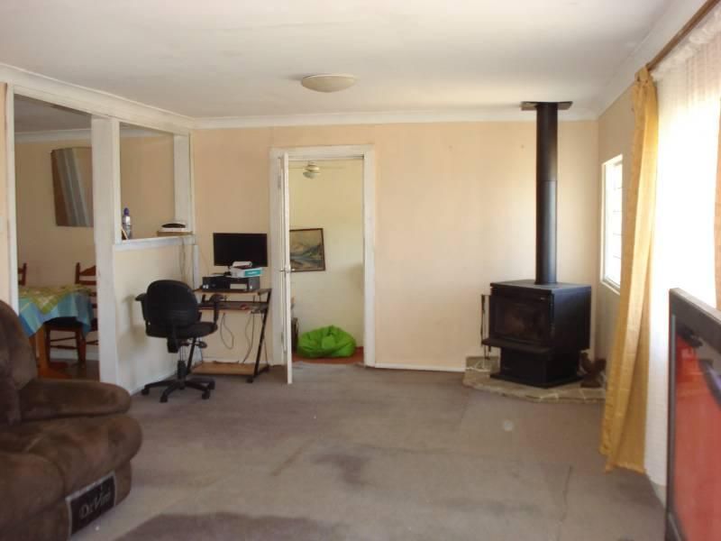 Sawyer Street, BARRY NSW 2799, Image 2