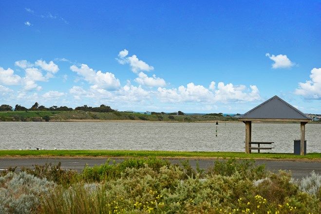Picture of 5 Barrage Road, GOOLWA SOUTH SA 5214