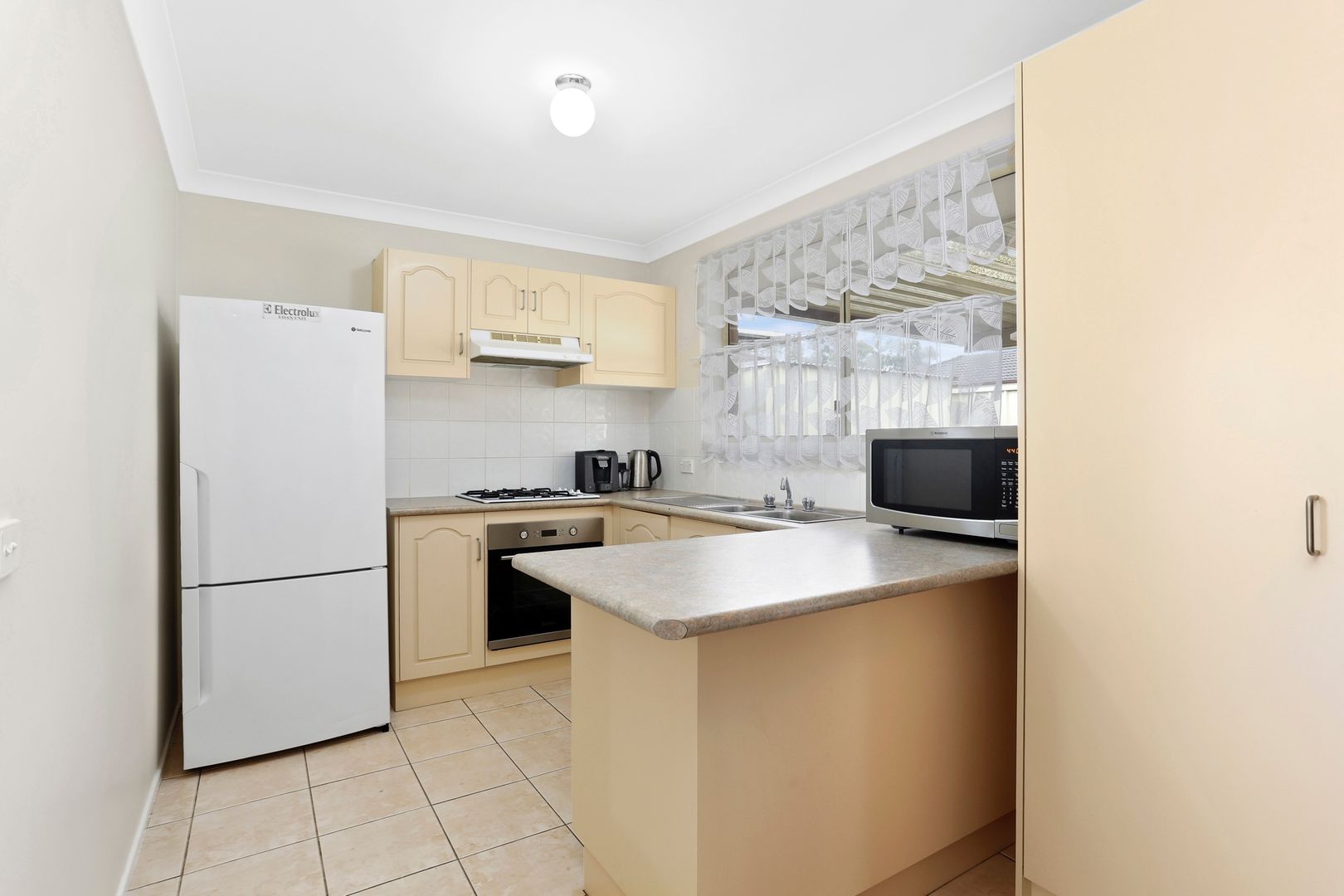 2 Beyer Place, Currans Hill NSW 2567, Image 1