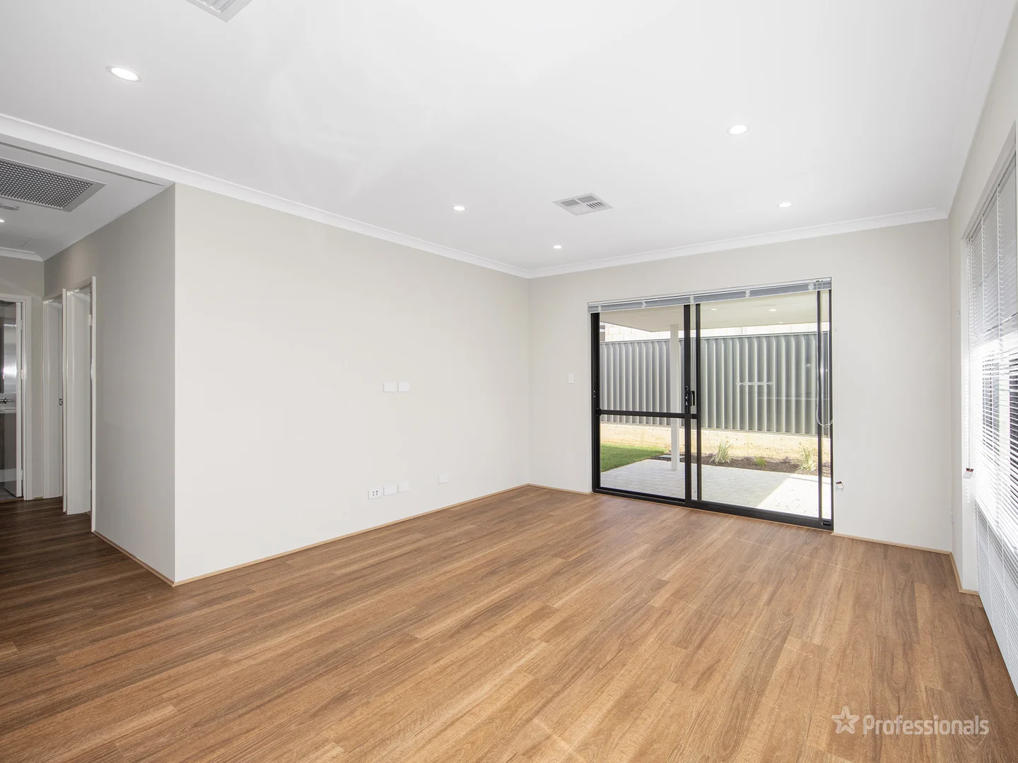 Additional image 10 of 9/58 Benson Loop, Alkimos WA 6038