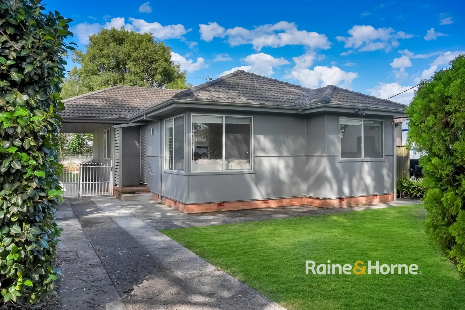 Primary image of 36 Commonwealth Avenue, Blackwall NSW 2256