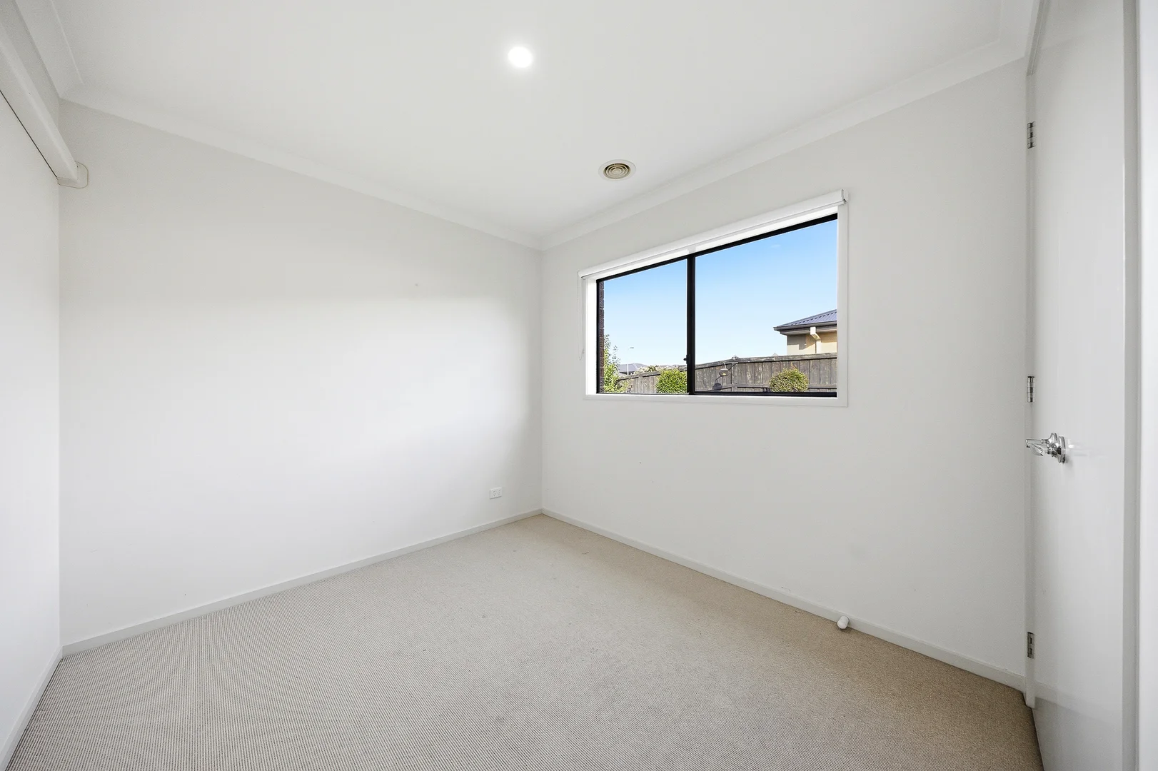 Additional image 18 of 7 Capstone Street, Clyde VIC 3978