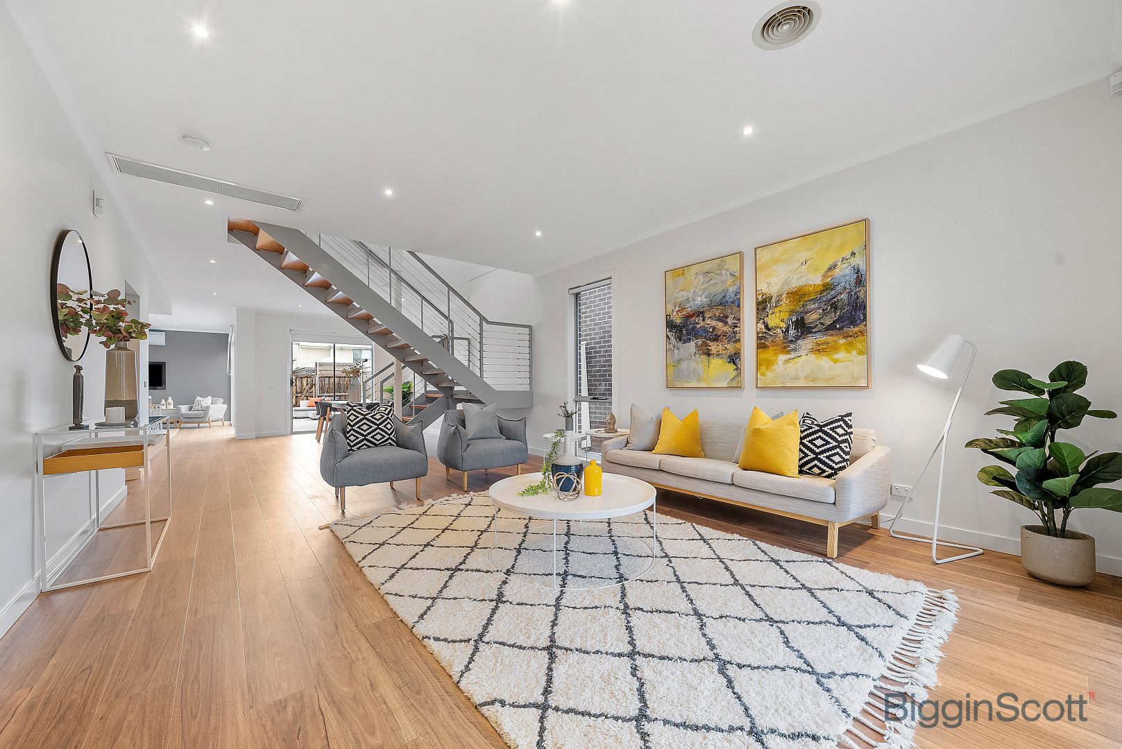 8 Ringtail Circuit, Maidstone VIC 3012, Image 2