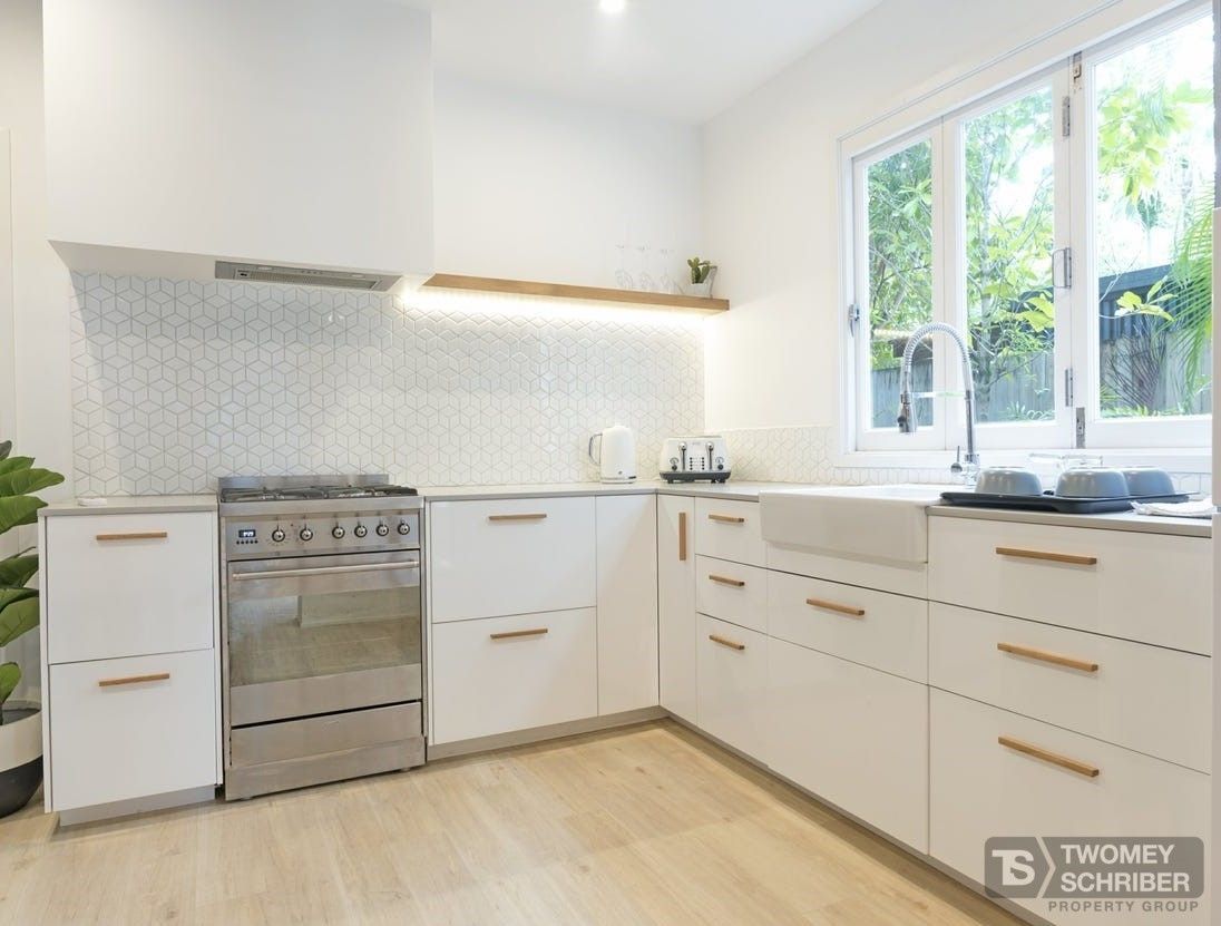 1 bedrooms Apartment / Unit / Flat in 4/26 Ascot Avenue WESTCOURT QLD, 4870