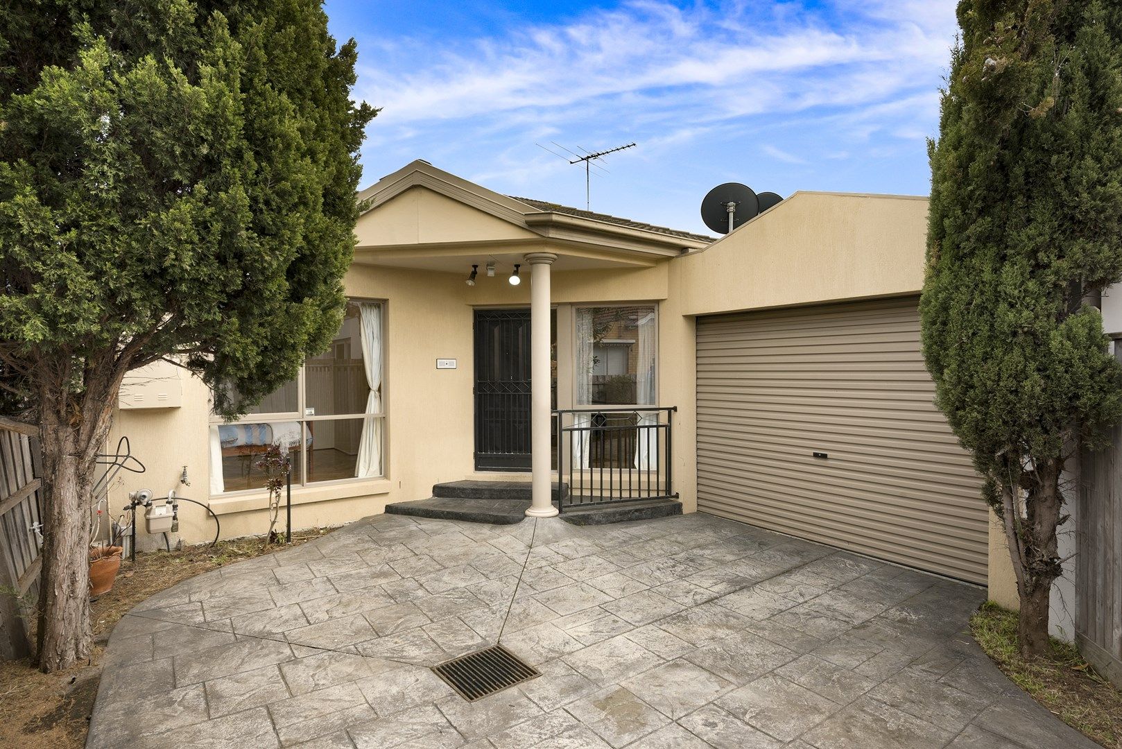 2/167 Kambrook Road, Caulfield VIC 3162, Image 0