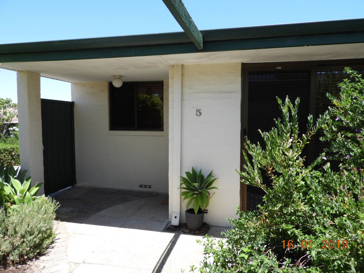 2 bedrooms Apartment / Unit / Flat in 5/208 North Beach Drive TUART HILL WA, 6060