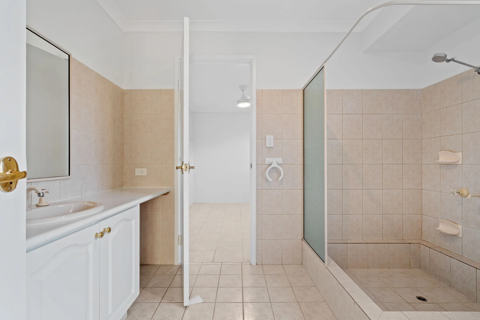 Additional image 18 of 4 Balmoral Parade, Halls Head WA 6210